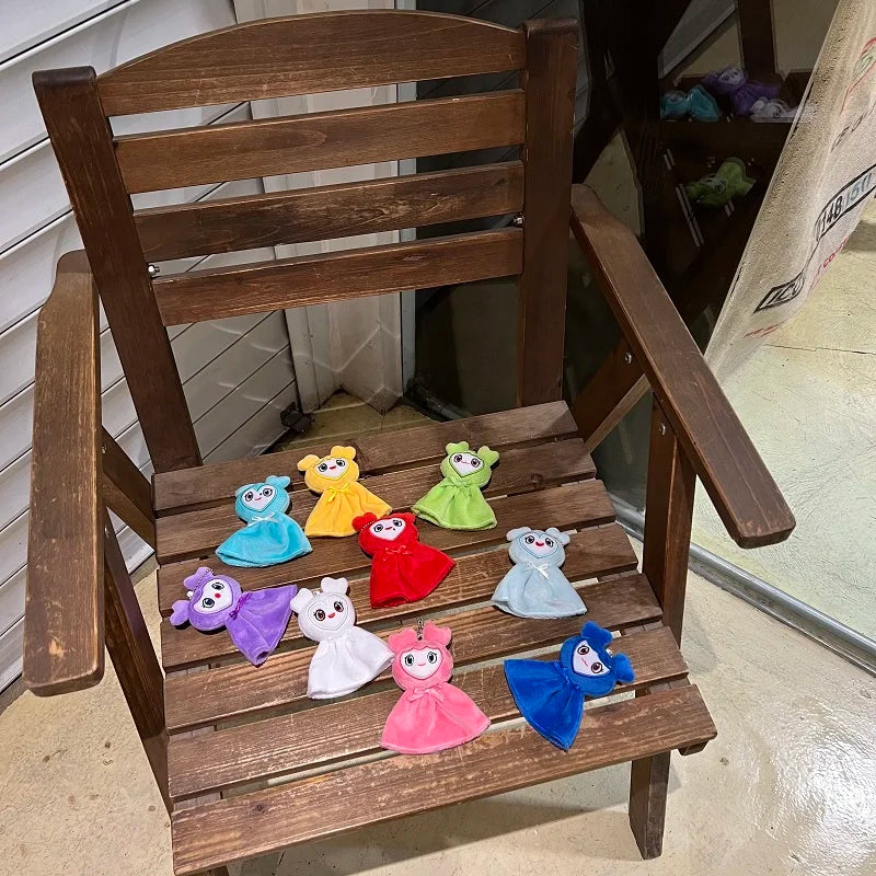 Kit 9 Chaveiros Plush TWICE – Momo Lovely Doll  Presente para Fãs ONCE